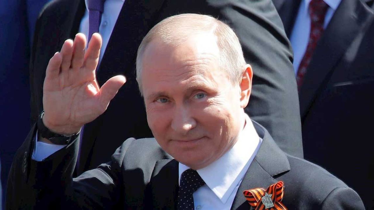 Putin pospone votación que le permitiría mantenerse en el poder