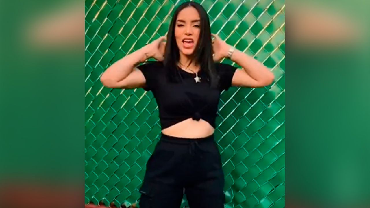 ¡Tiembla JLo! Kimberly Loaiza cumple su challenge y hace ‘estallar’ a TikTok