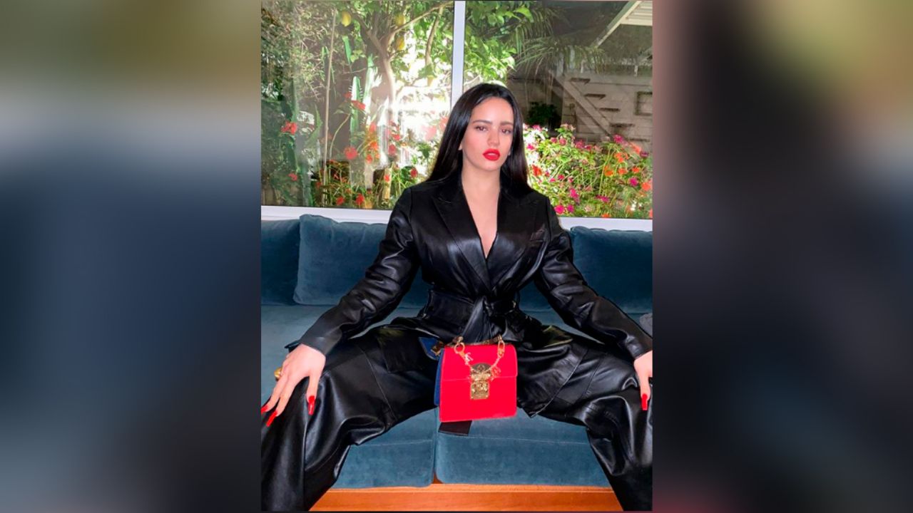 Rosalía reta la censura de Instagram al desnudarse en cuarentena: “Mamacita”