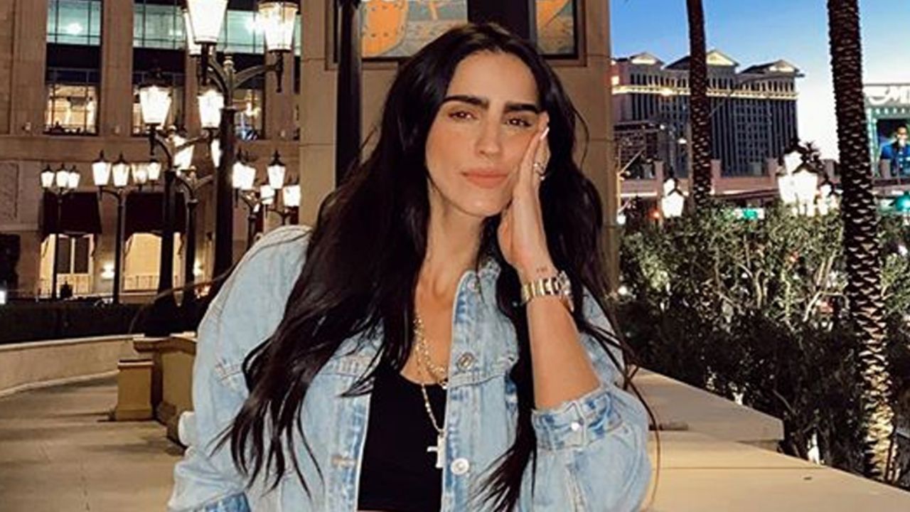 “No olvides que te dijo naquita”: Tachan de falsa a Bárbara de Regil tras tierno mensaje a su esposo