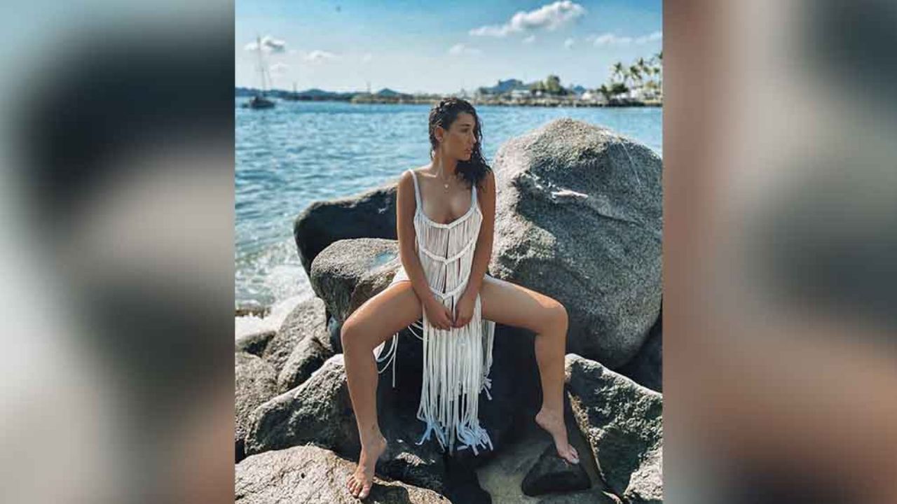 ¡Casi las muestra! Keyla Caputo deleita a fans al modelar blusa recortada