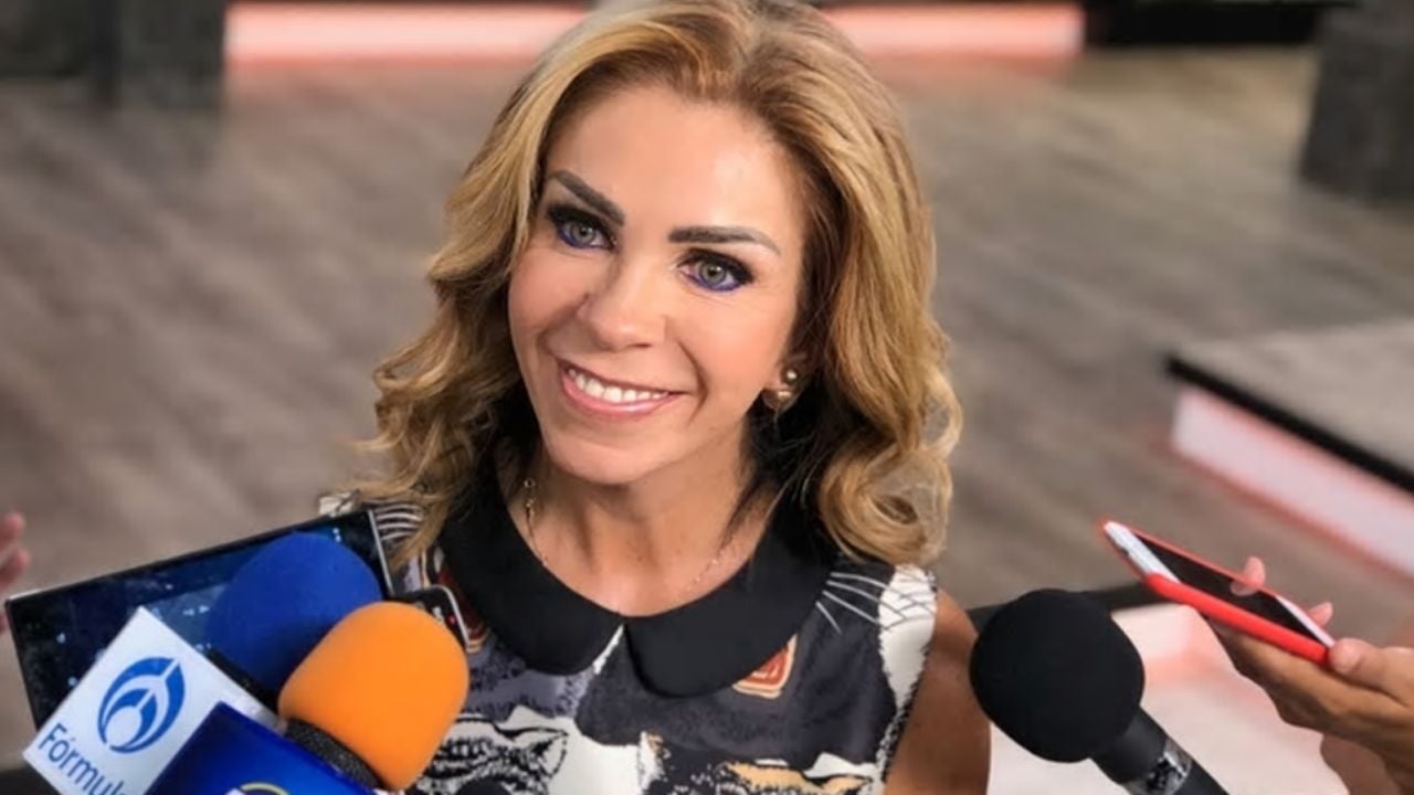 ¡Qué calor! Rocío Sánchez Azuara presume candente figura en bikini