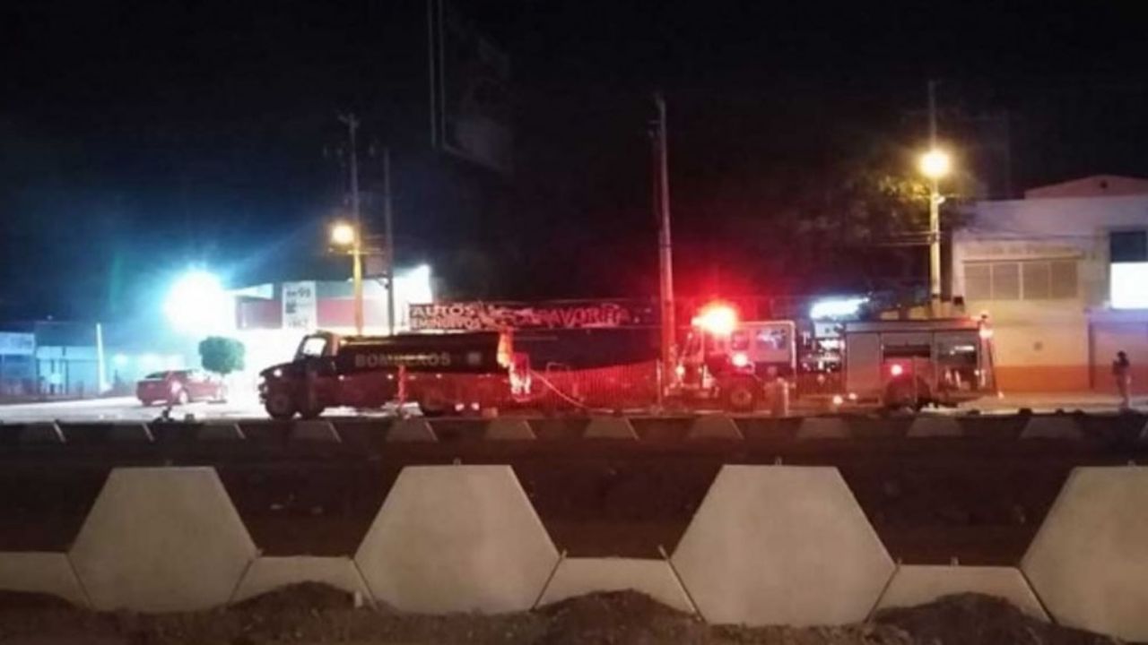 Noche de terror en Celaya: Queman vehículos y atacan negocios; 2 muertos