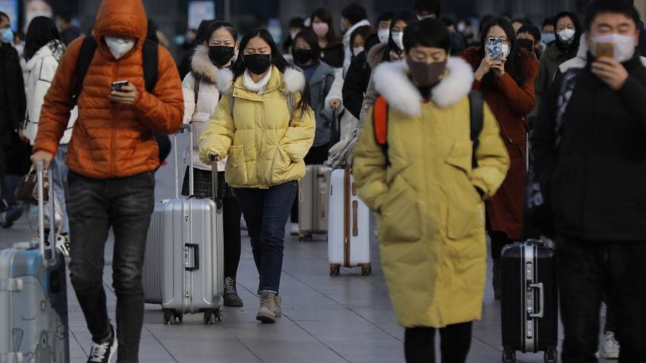 Suman más de 23 mil 300 muertes por coronavirus en el mundo, informa OMS