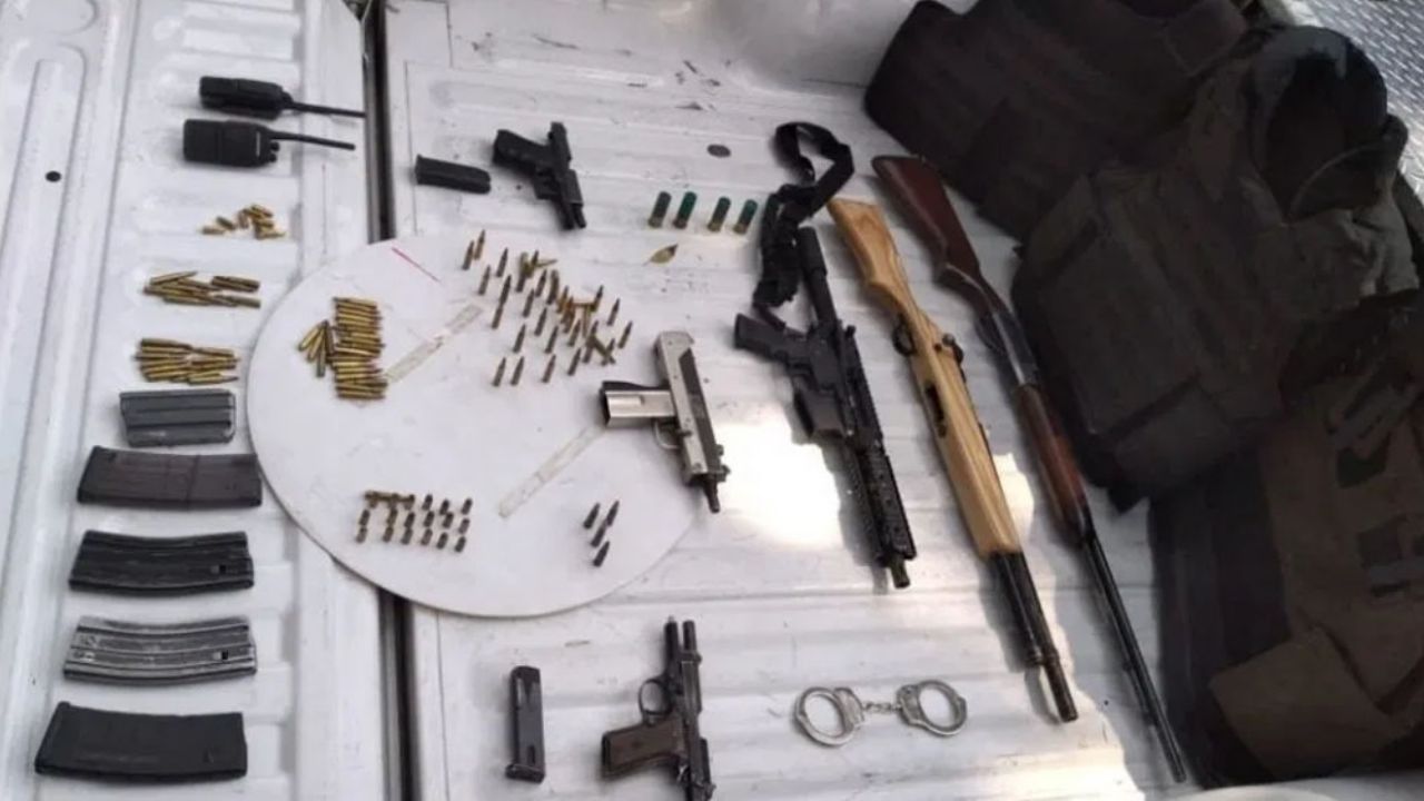 Capturan a una mujer y dos hombres con arsenal tras balacera en CDMX