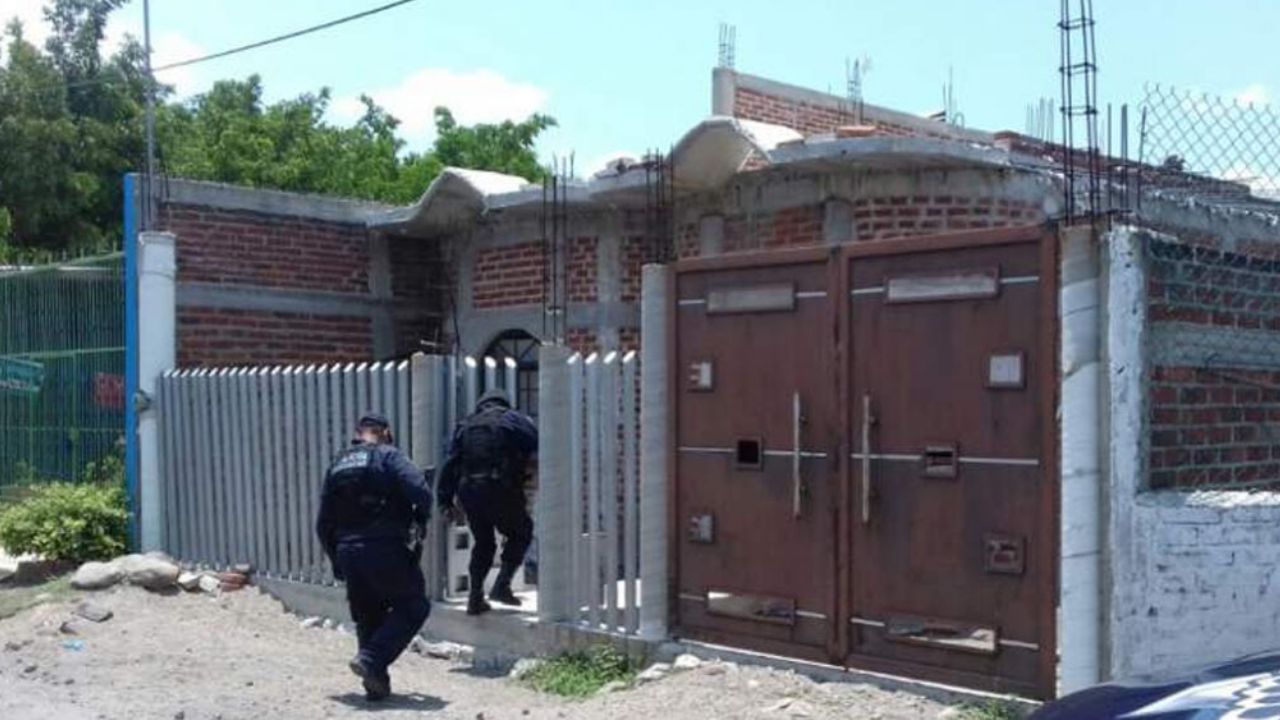 Matan con fieras cuchilladas a mujer y a su hija adolescente en Acapulco