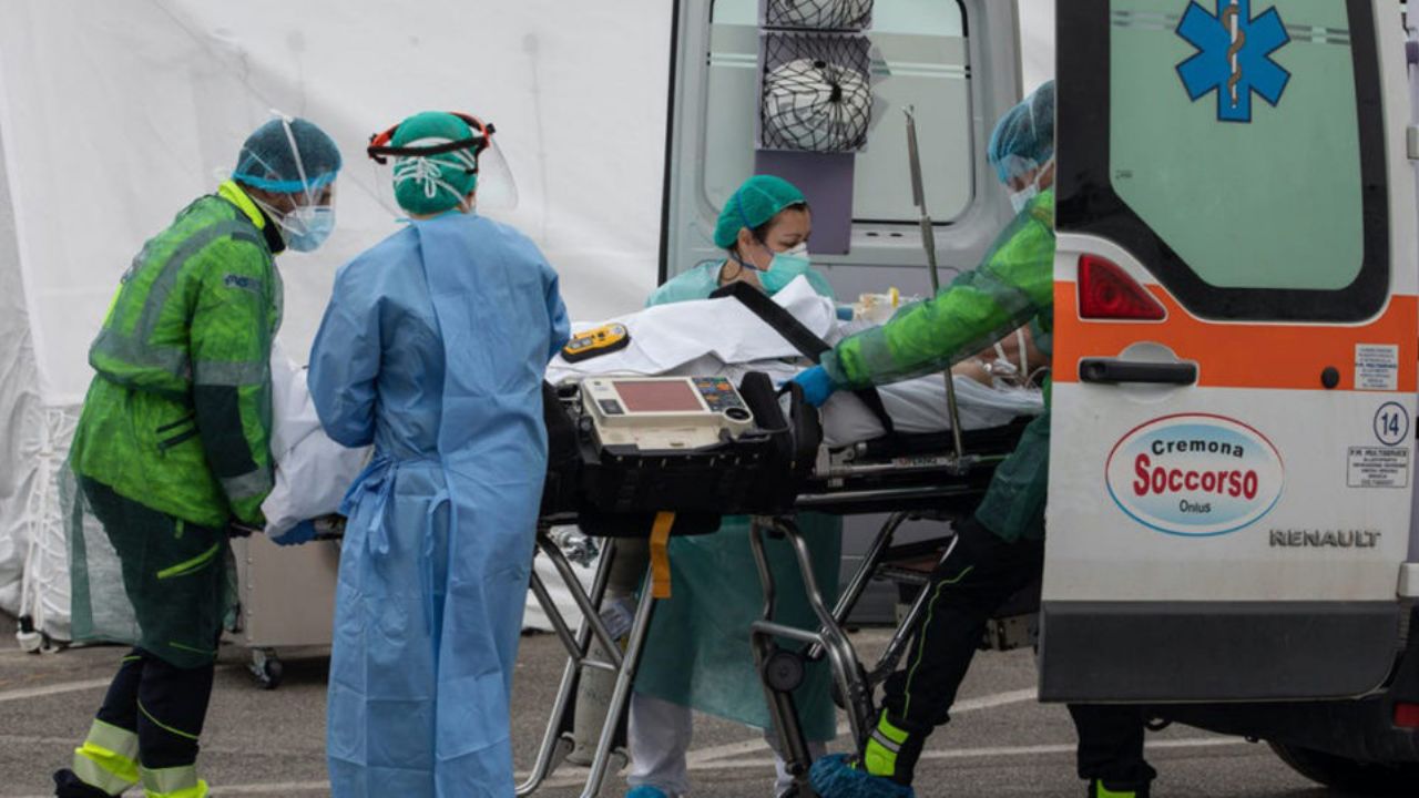 España decreta luto indefinido a partir de este lunes; llega a los 3 mil muertos