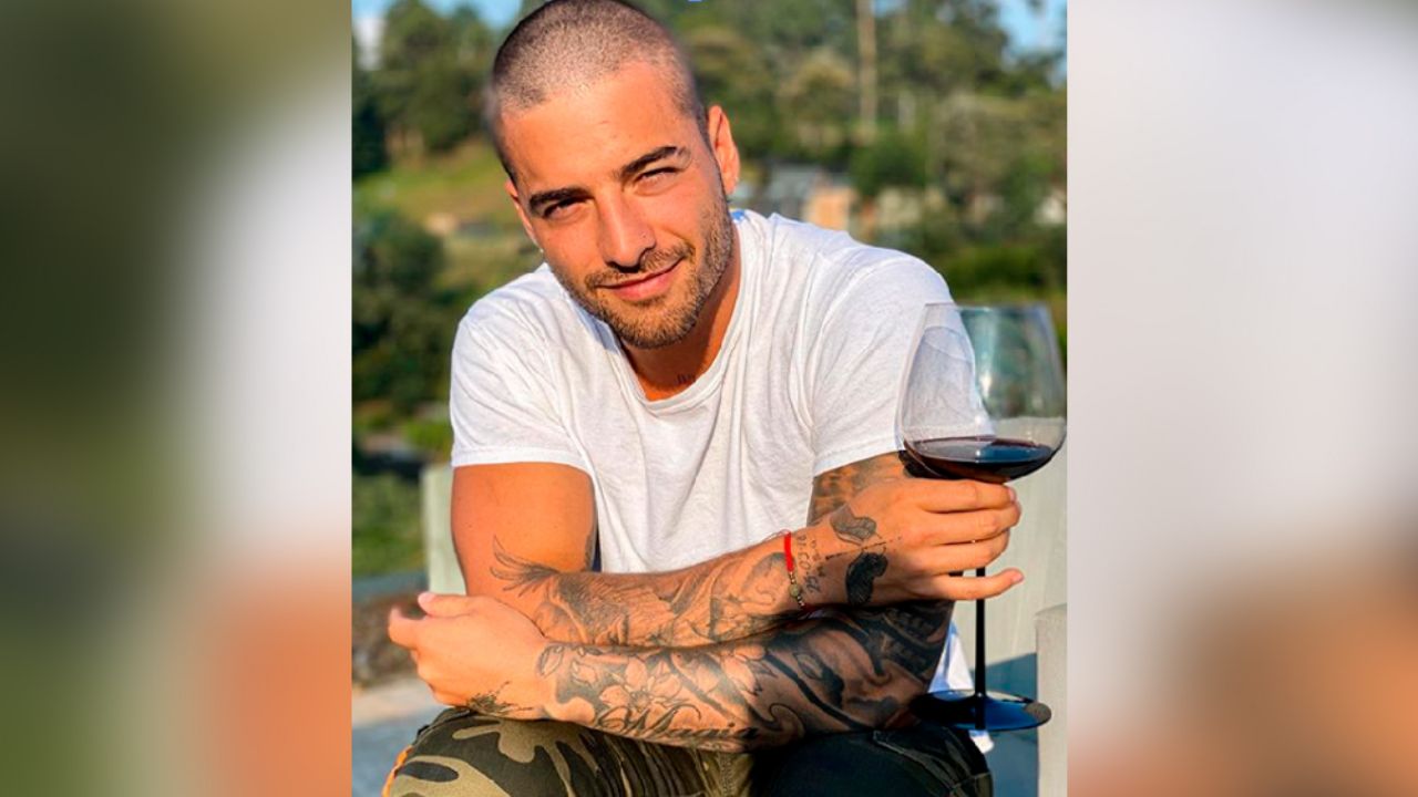 Maluma impacta al presentar a su ‘novia’, con quien está en aislamiento