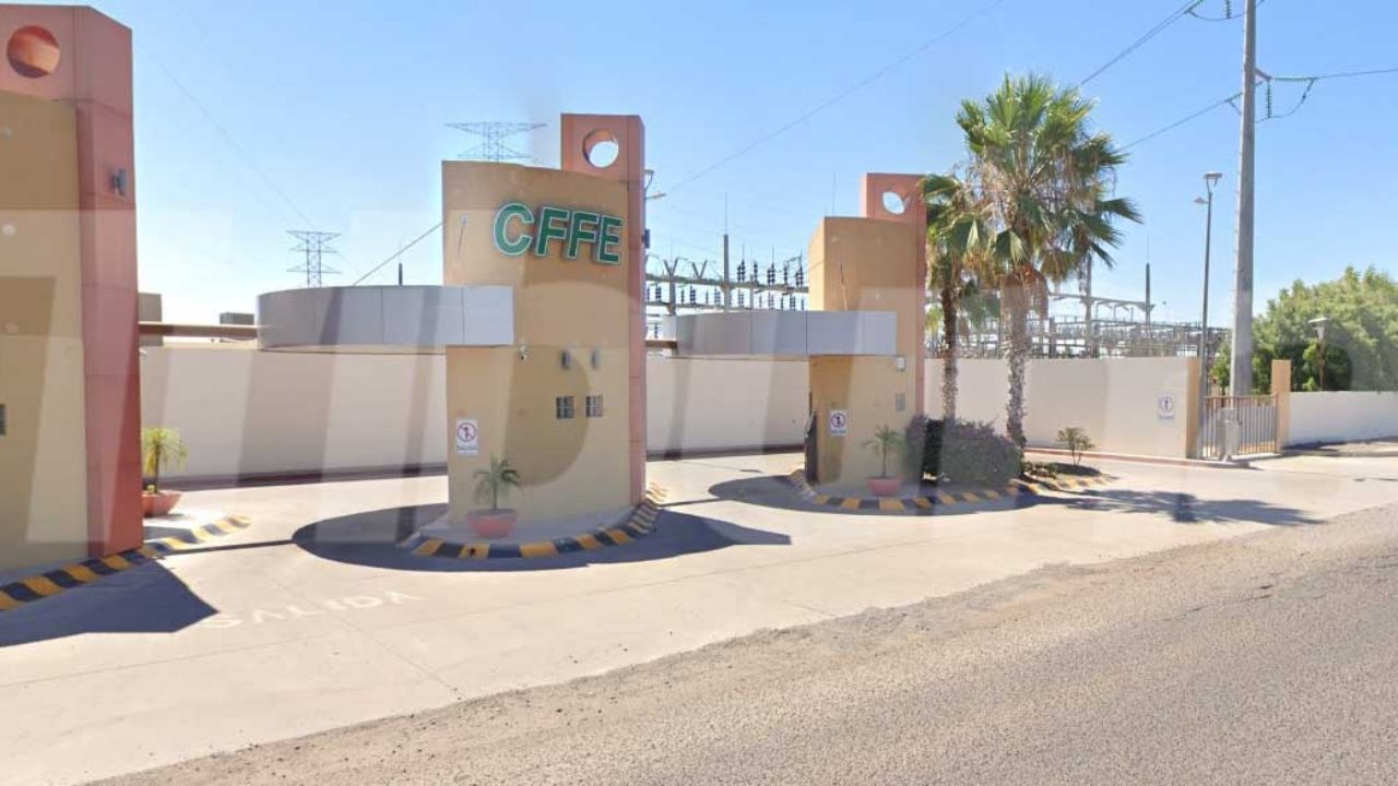 Hombres armados asaltan a empleados de CFE para robar dinero de cajeros