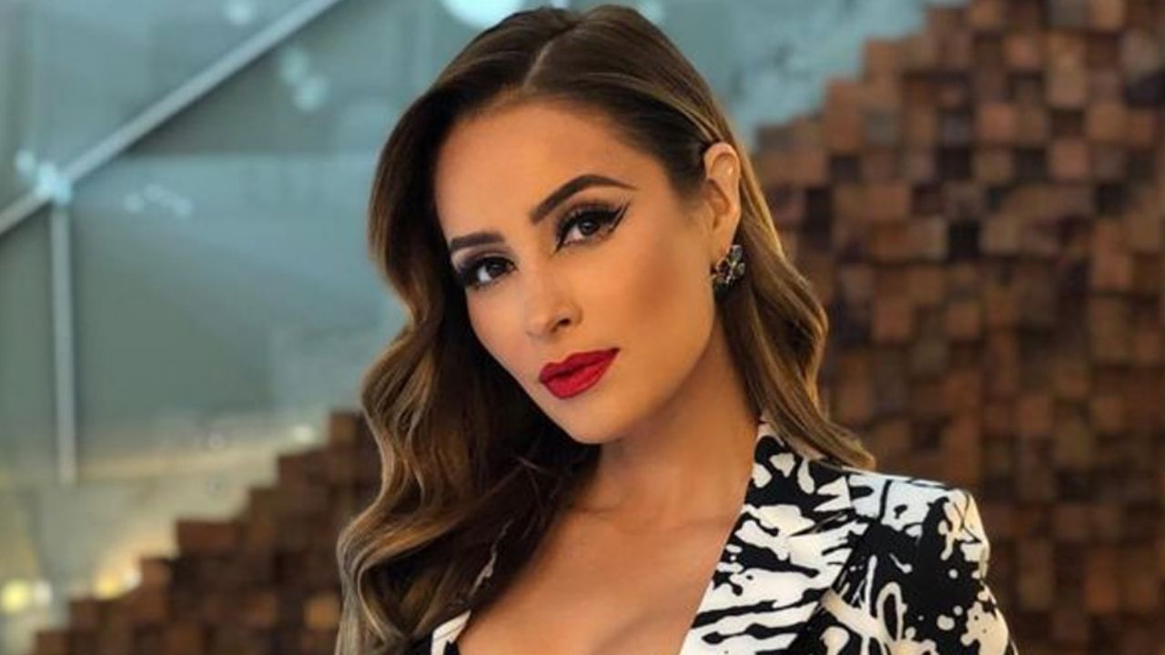 Cynthia Rodríguez se atreve a hacer esto en ‘Venga la Alegría’ y causa polémica en TV Azteca