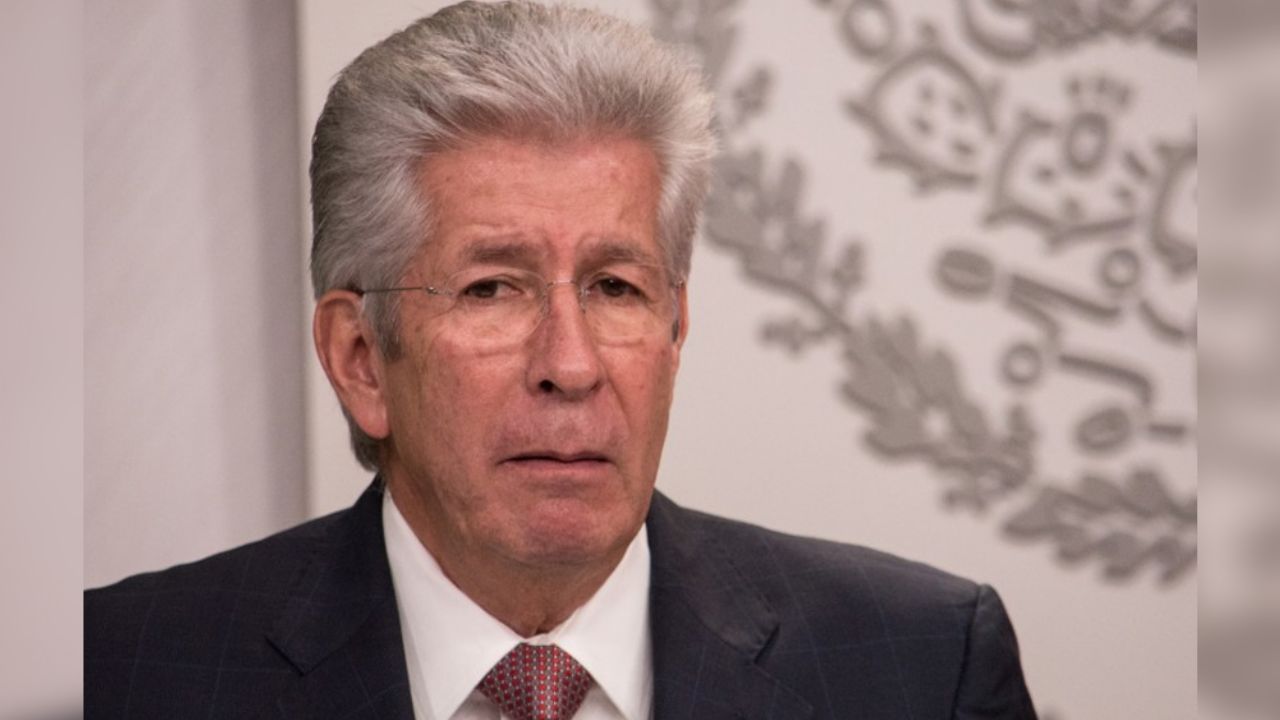 Gerardo Ruiz Esparza extitular de la SCT, sufrió un infarto cerebral