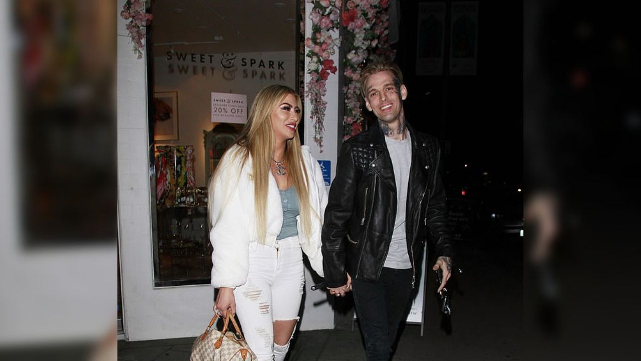 Arrestan a novia de Aaron Carter por golpearlo; la Policía lo encontró herido