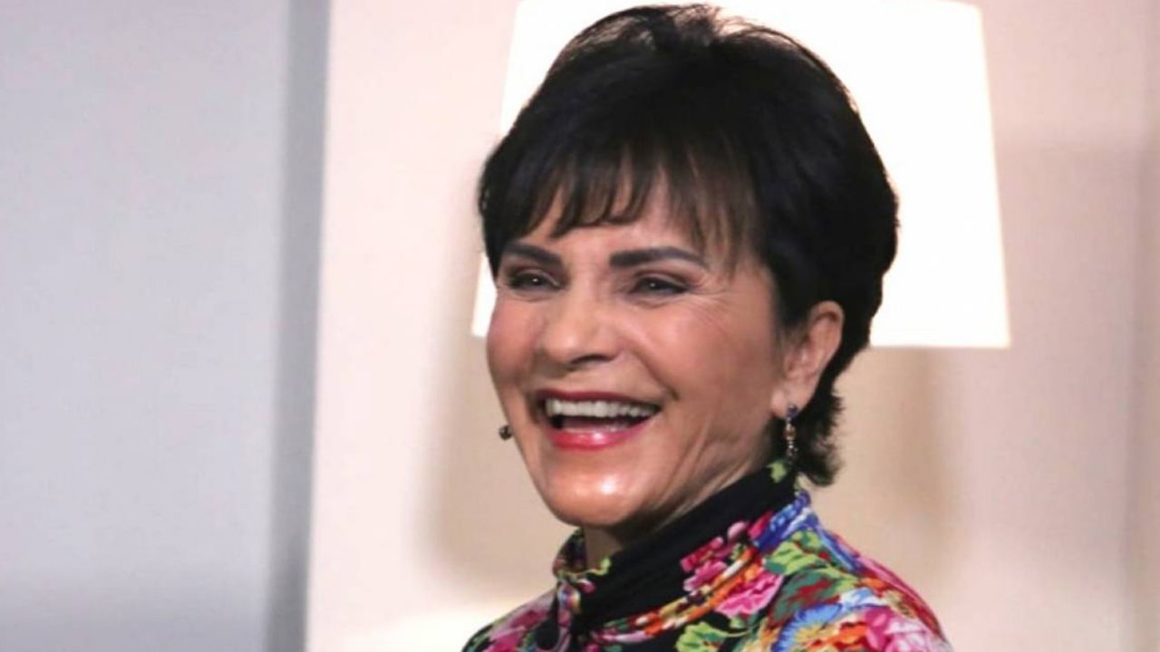 Pati Chapoy se une a otros famosos y se burla de las rutinas de Bárbara de Regil