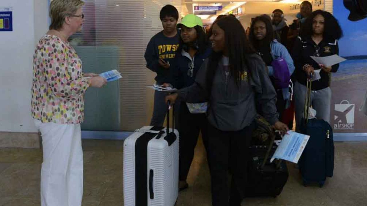 Covid-19: Al menos 28 ‘spring breakers’ dieron positivo al llegar a México