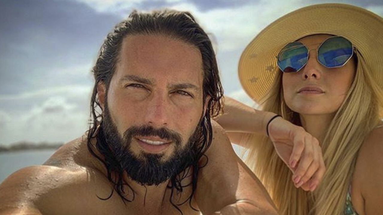 Poncho de Nigris y su esposa recrean escena de ‘La Familia P. Luche’ en TikTok