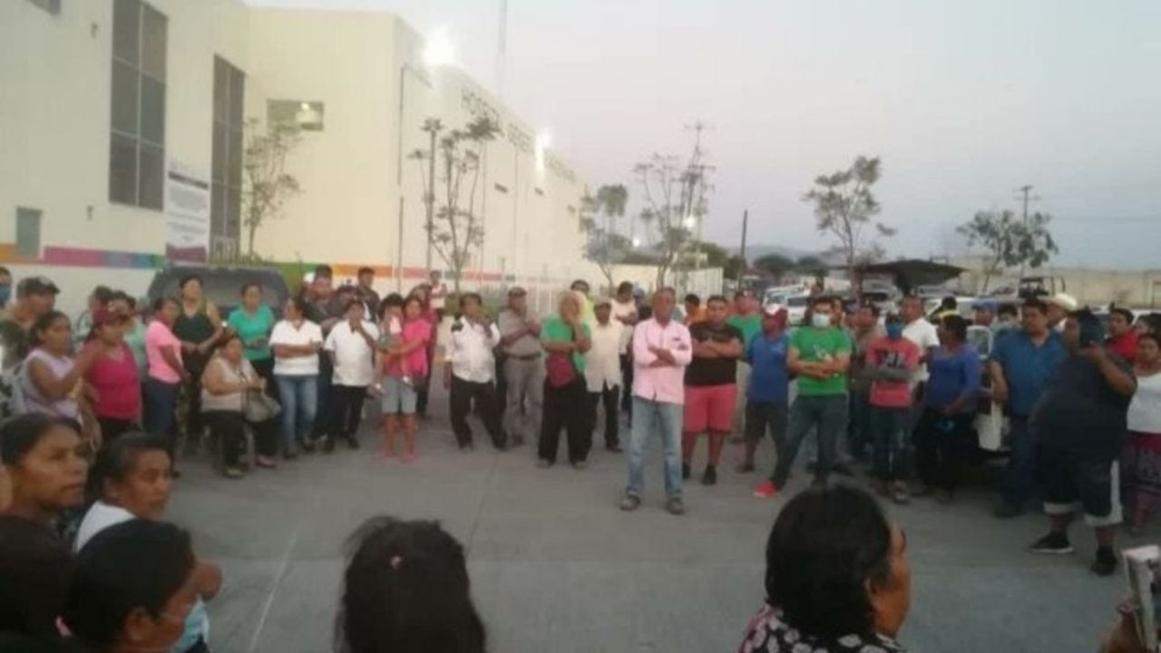 VIDEO: Amenazan incendiar hospital de Morelos si acepta pacientes con Covid-19