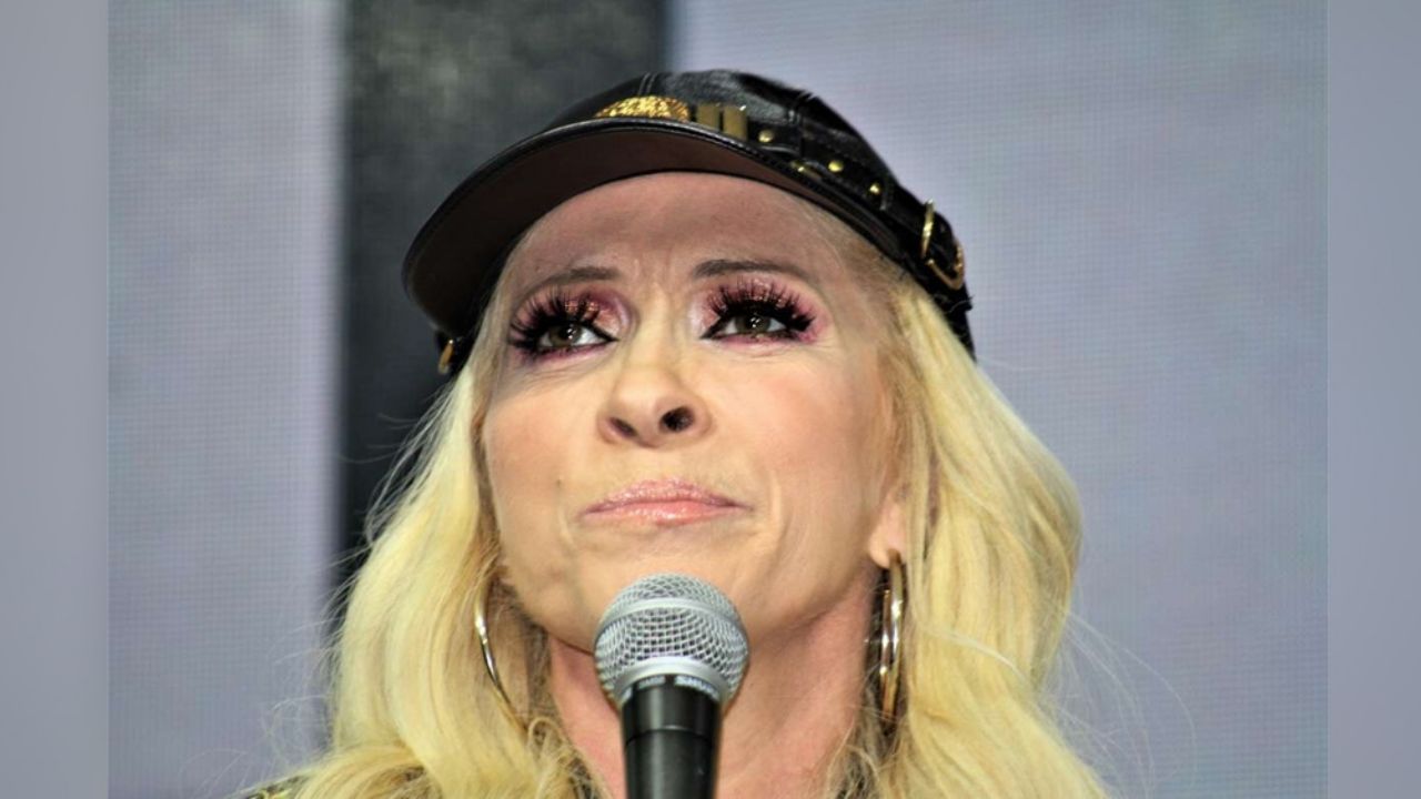Sin pena, Yuri se exhibe en pijama y sin nada de maquillaje: “¿Y esas fachas?”