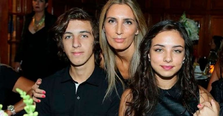 Crina Ricco y sus hijos