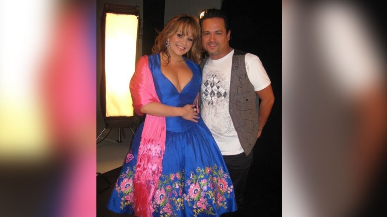 Diseñador de Jenni Rivera al borde de la ruina, ahora hace esto para poder vivir