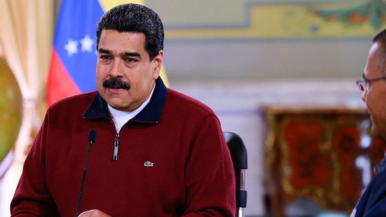 EU amenaza a Maduro: “Si no coopera terminará como Pablo Escobar o ‘El Chapo'”