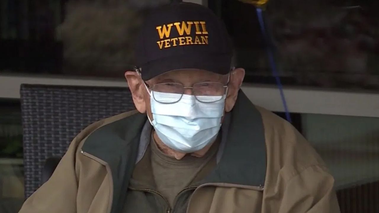 Veterano de la Segunda Guerra Mundial vence Covid-19 con 104 años de edad