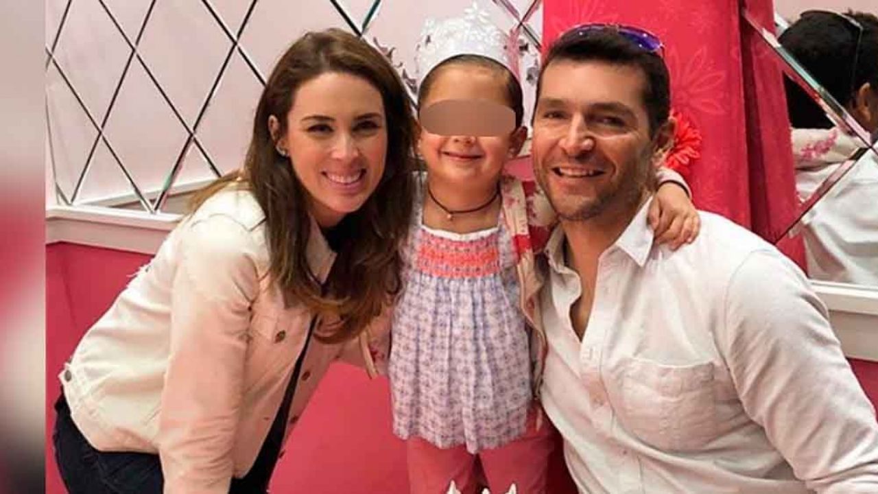 Jacky Bracamontes se lleva el susto de vida al estar en peligro la vida de su hija
