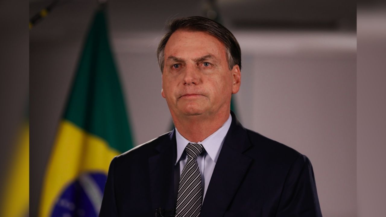 En medio de la crisis por Covid-19, Bolsonaro despide al ministro de Salud