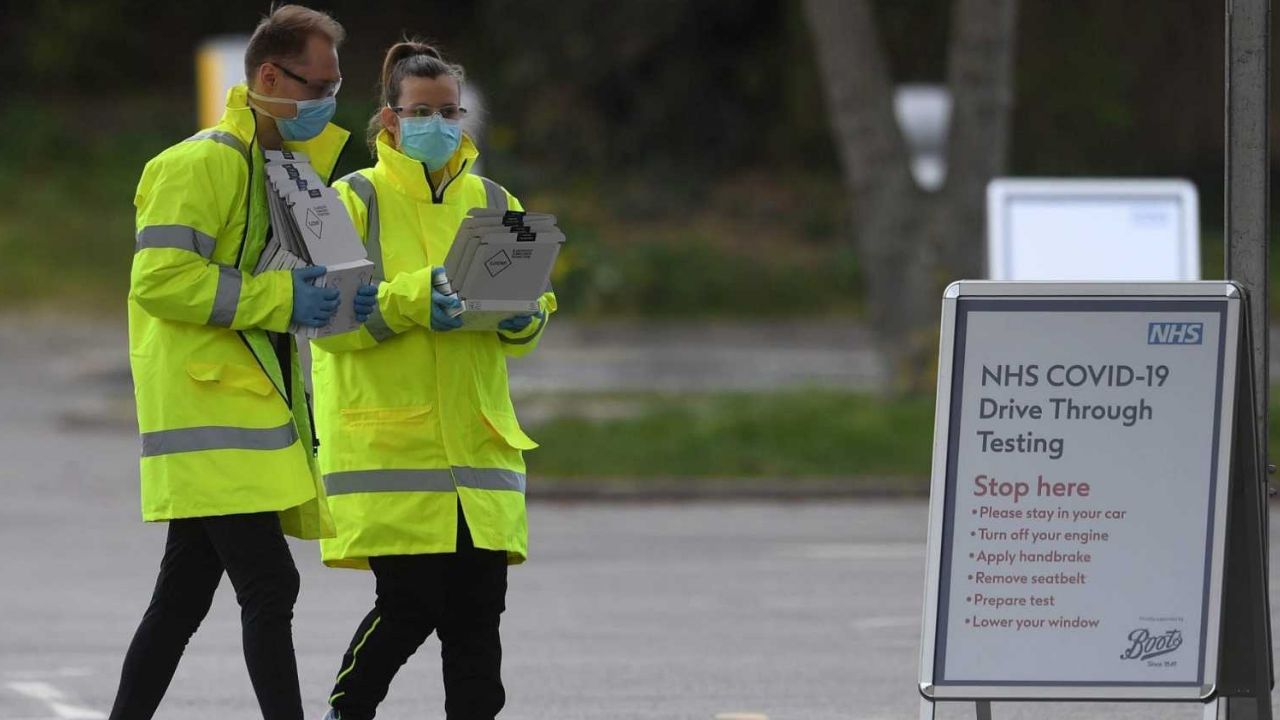 Covid-19. Reino Unido alcanza con 854, su pico más alto en decesos por día