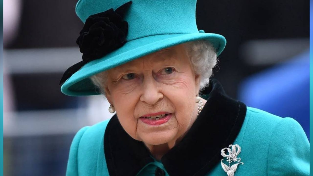 Reina Isabel II, ‘destrozada’ por carta a médicos ante crisis del Covid-19