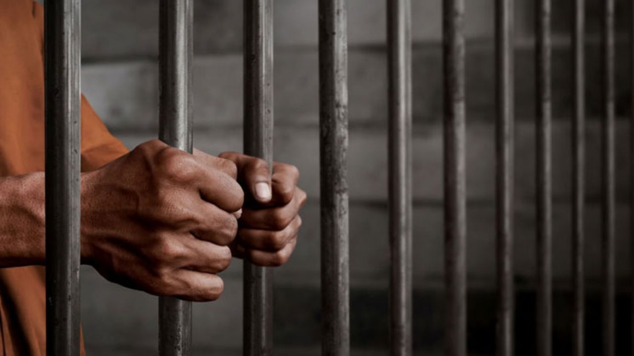 Reino Unido liberará a 4 mil reos por riesgo de contagio de Covid-19