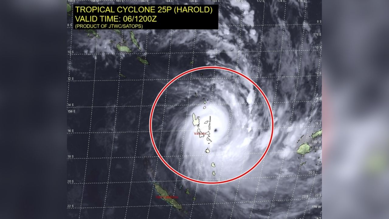 Ciclón tropical ‘Harold’ azota con fuerza en Vanuatu; es categoría 5