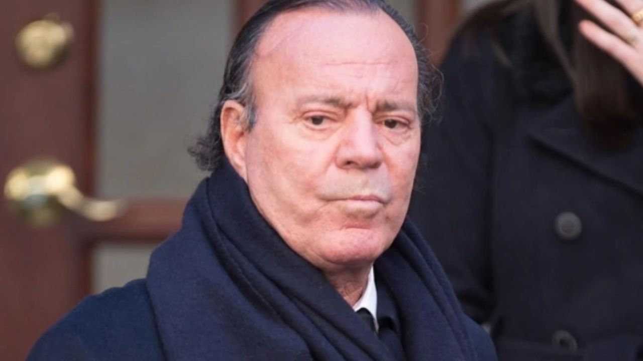 Julio Iglesias sufre la irreparable pérdida de un familiar muy cercano