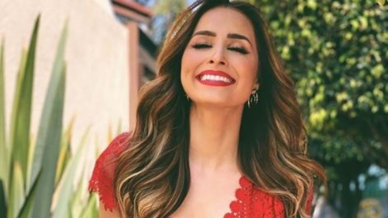 Cynthia Rodríguez revela íntimos secretos en ‘VLA’ y confiesa qué hace antes de dormir