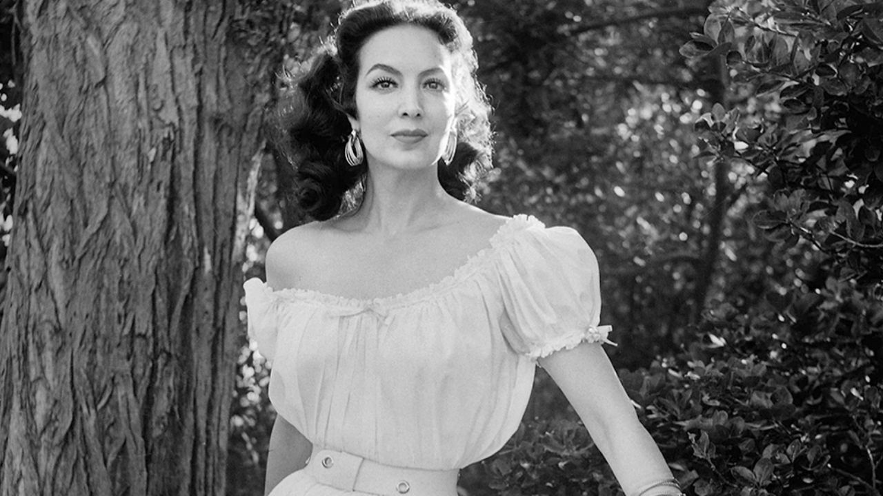 8 de abril, día que vio nacer y morir a María Félix; aseguran fue asesinato