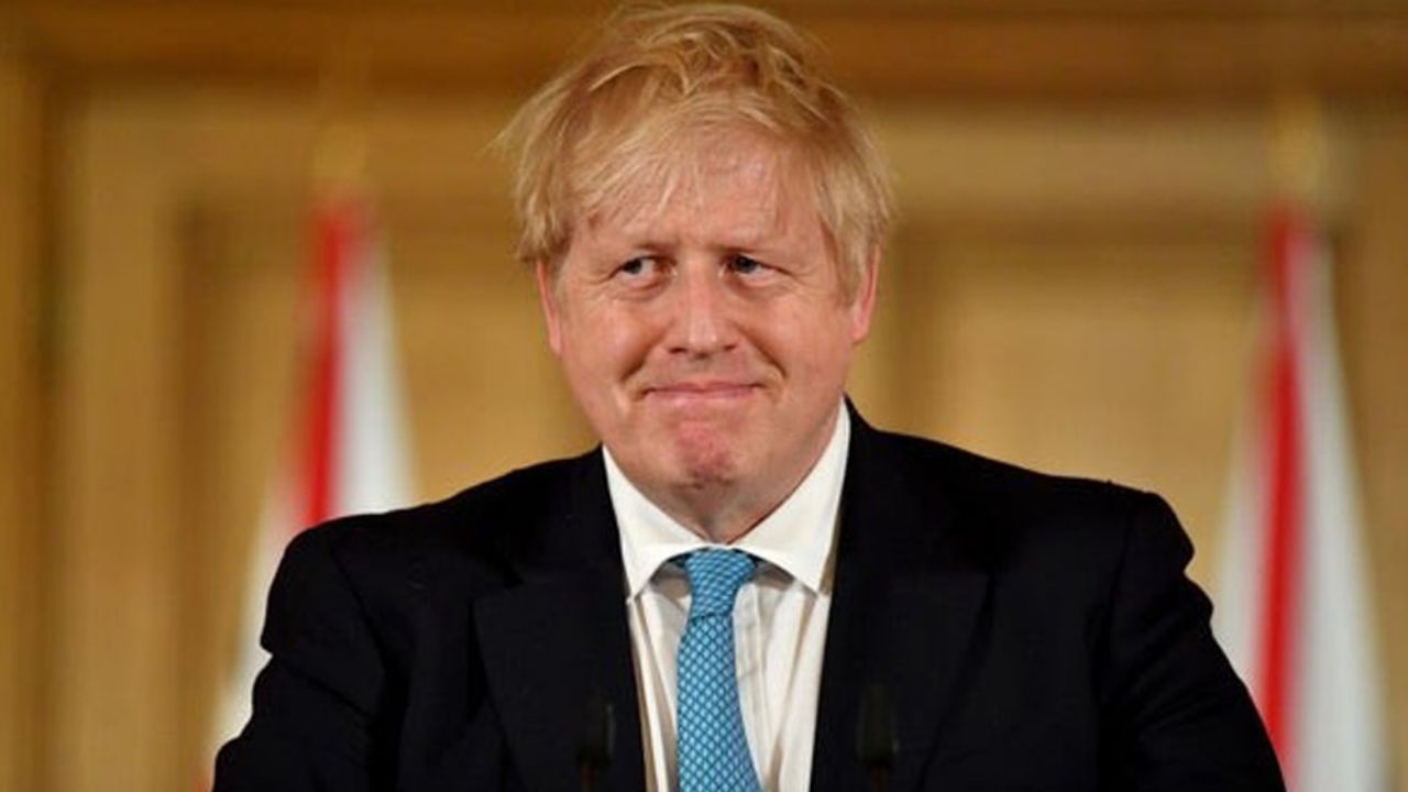 Boris Johnson sale de terapia intensiva por Covid-19 pero seguirá hospitalizado