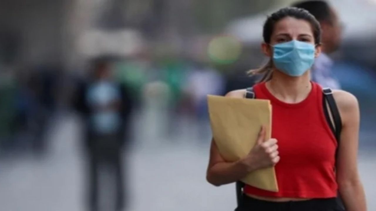 Esta es la forma correcta de usar un cubrebocas ante la pandemia del Covid-19