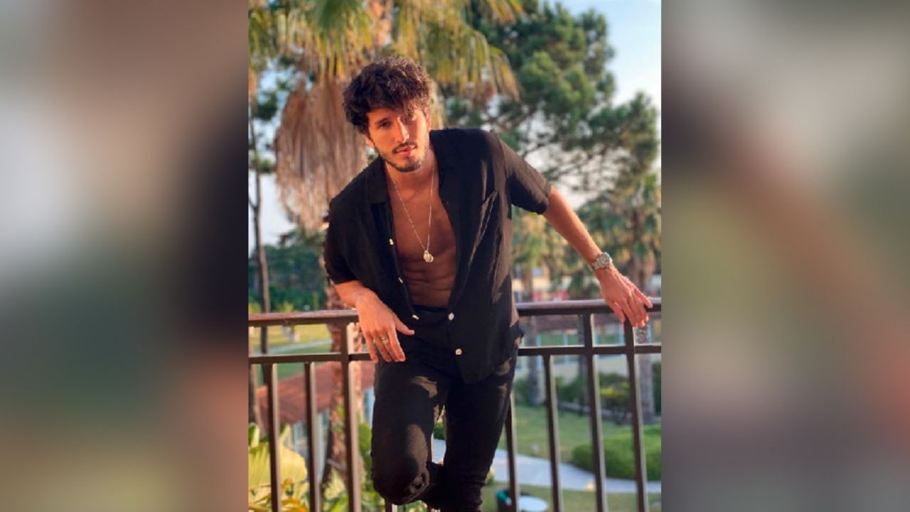 “Cosa bien hecha”: Sebastián Yatra ‘prende’ Instagram al presumir sus ‘encantos’ sin ropa