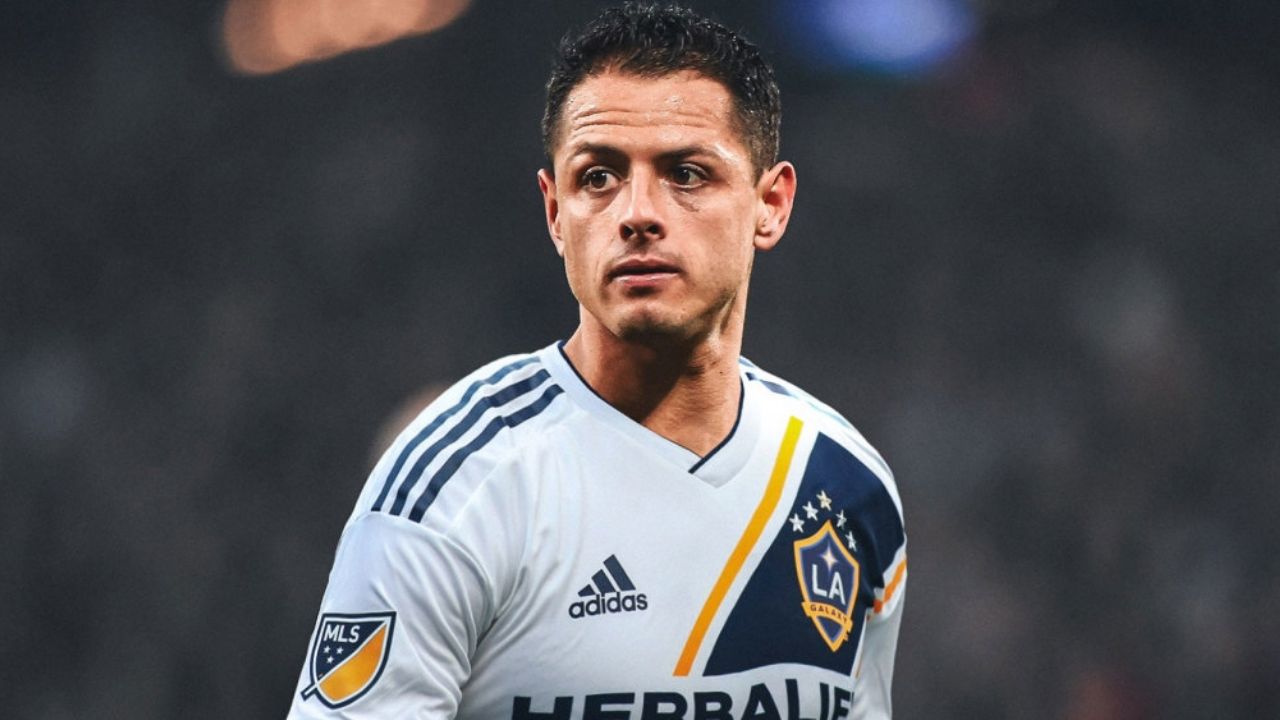 ¡Sin raya! Chicharito Hernández no podrá cobrar por la crisis del coronavirus