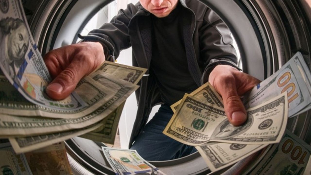 UIF: Se han presentado 173 denuncias por lavado de dinero durante Gobierno de AMLO