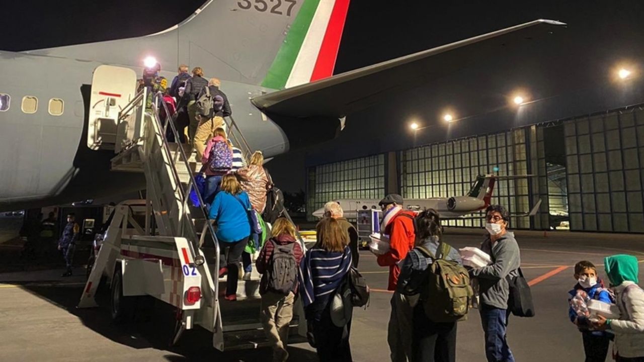 Mil 448 mexicanos siguen varados en 44 países debido al coronavirus