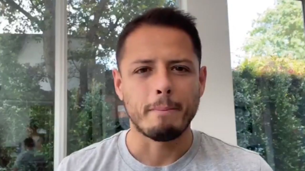 “Los médicos que buscan la cura del COVID-19 no ganan nada”: Chicharito Hernández