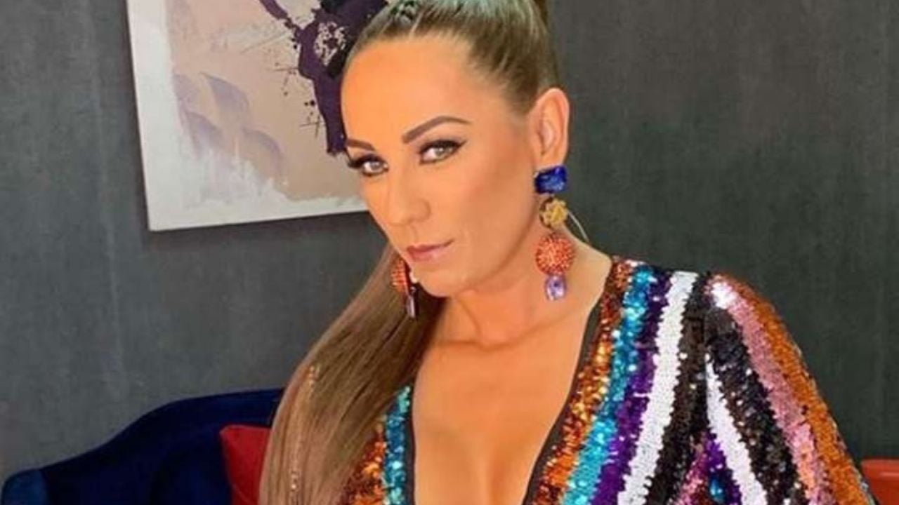 Consuelo Duval recuerda momentos y presume fotografía de hace una década