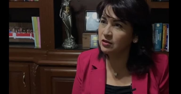Fiscal de Justicia en Sonora, Claudia Indira Contreras
