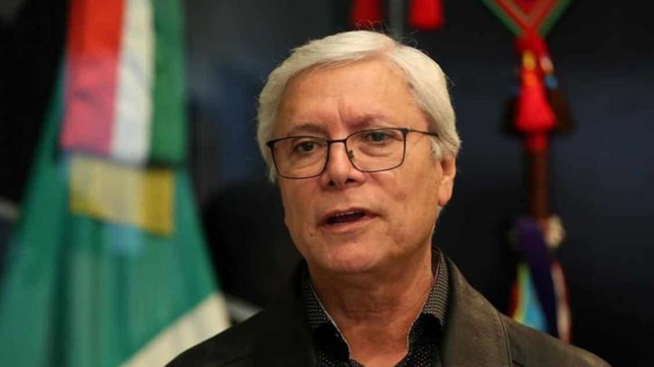 “Médicos están cayendo como moscas”, advierte gobernador de Baja California