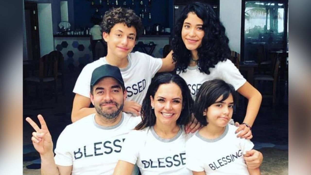 ¡Qué golpazo! Omar Chaparro estrella a su hijo contra la mesa: “Pobre nariz”