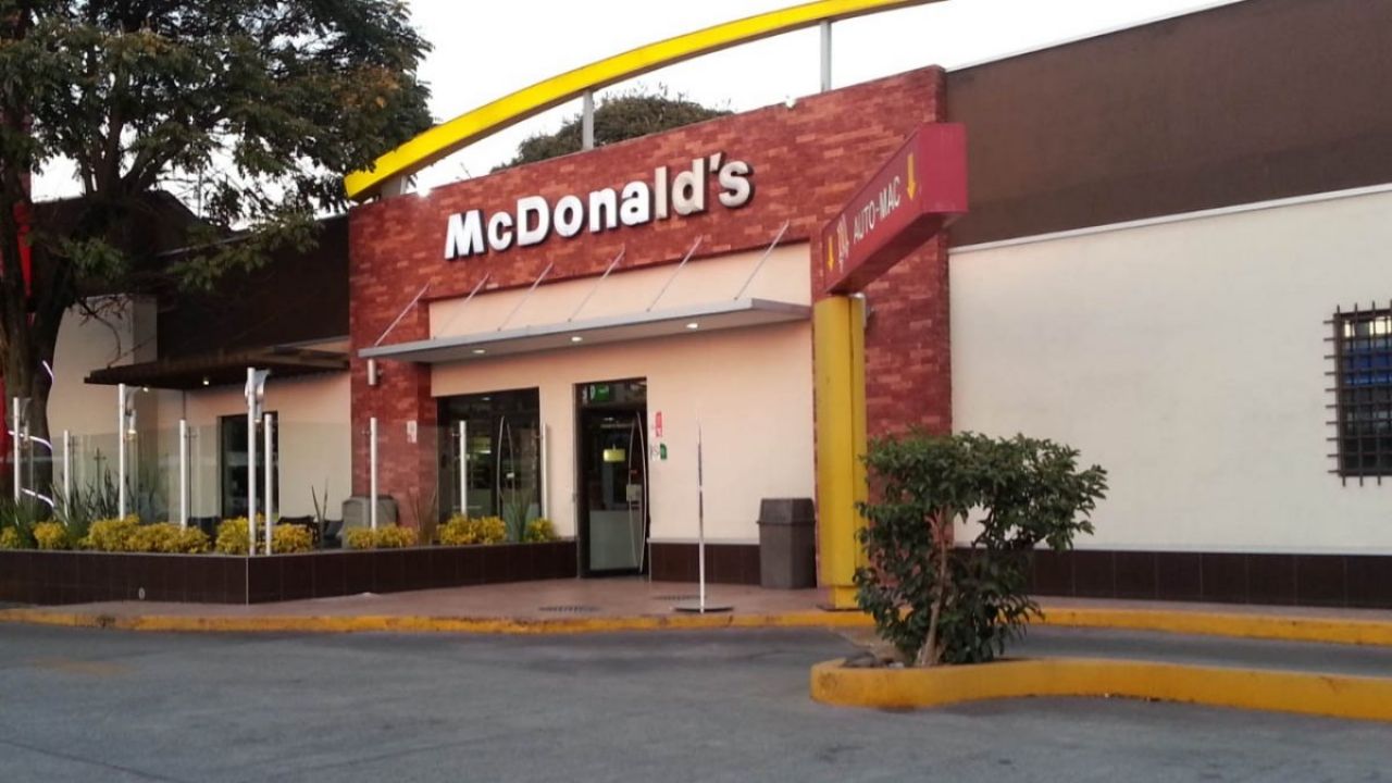 Tras actos de racismo en un McDonald’s de China, la compañía pide disculpas