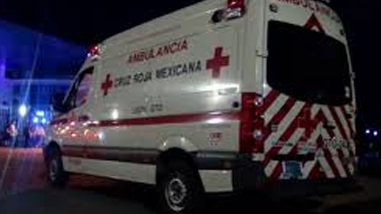 En presencia de su hija y expareja, hombre intenta quitarse la vida; quedó herido de gravedad