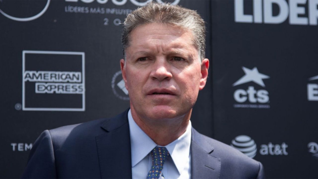 Ricardo Peláez asegura que se buscarán jugadores de otras ligas para las Chivas