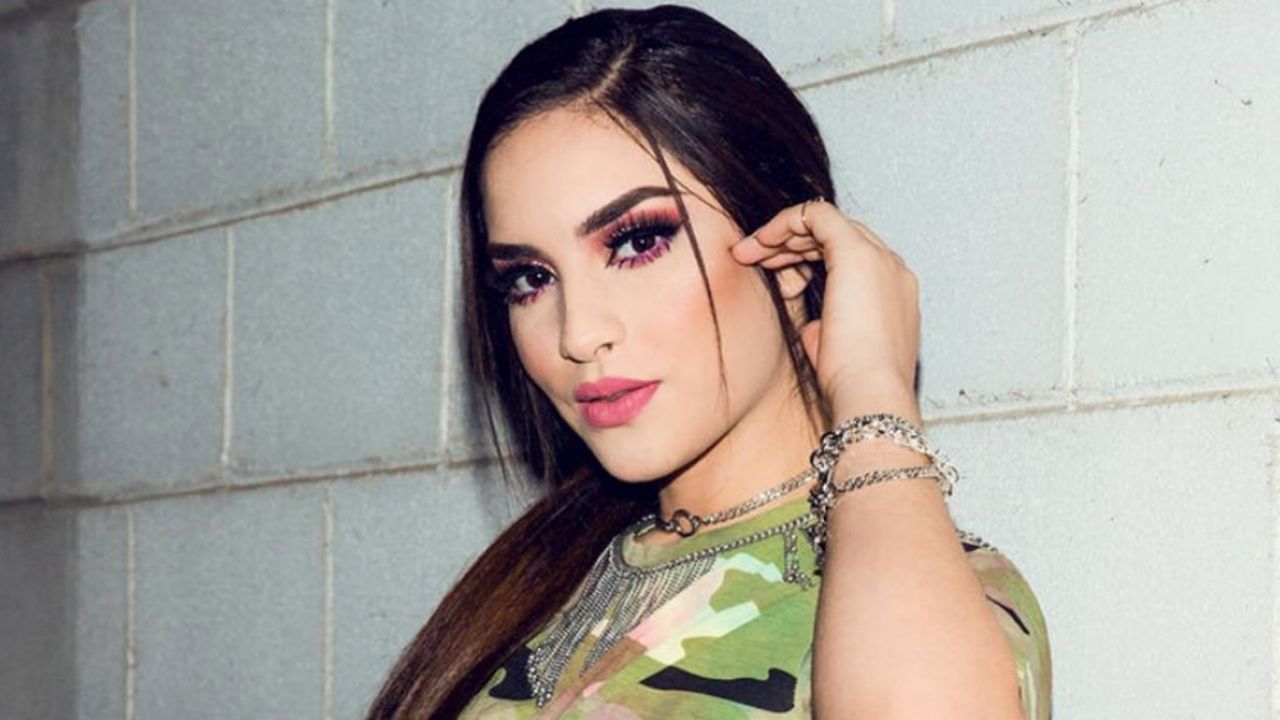 Kimberly Loaiza sorprende a fans al ejercitarse en apretados leggings
