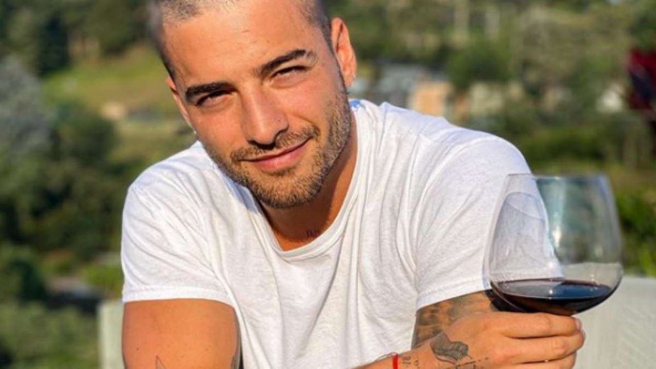Maluma inrtriga a sus fans con sus publicaciones de Instagram ¿qué trama?